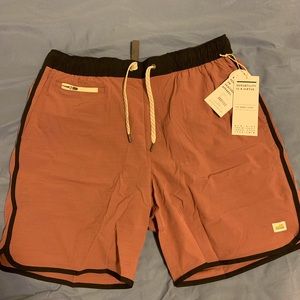 ⚡️MEN’S VUORI SHORTS⚡️ SIZE LARGE • TERRACOTTA COLOR